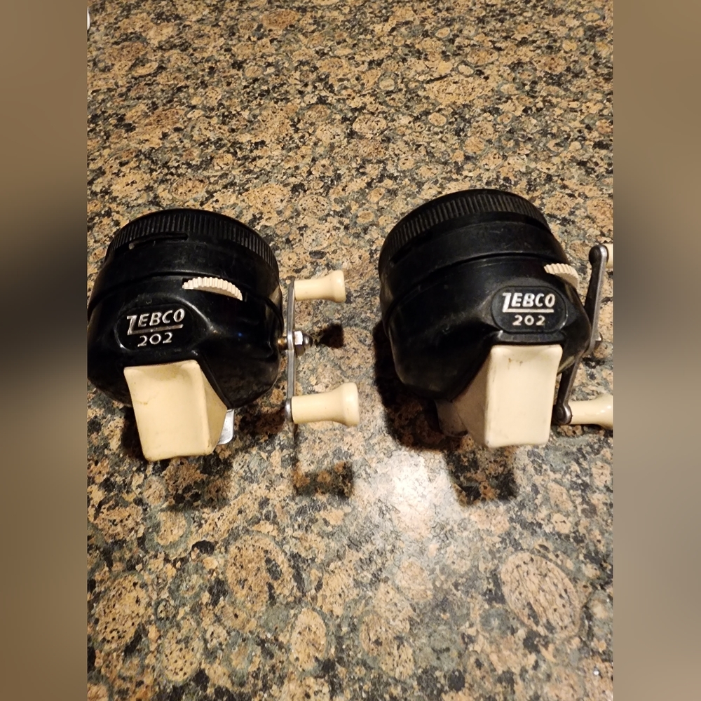 Vintage Zebco 202 Fishing Reel, Set of 2